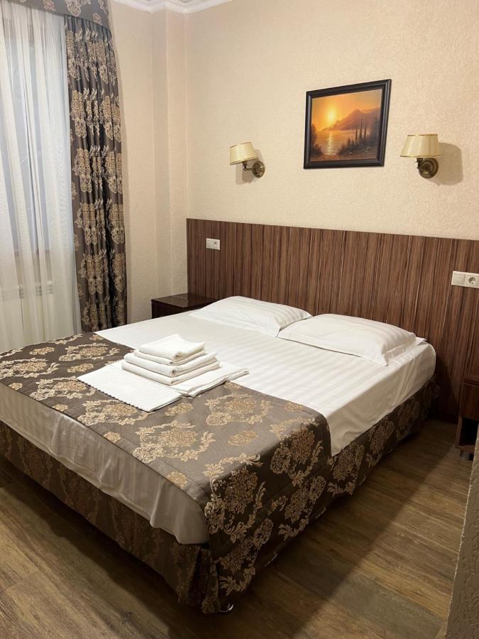 Guest House Ritsa Gagra Bagian luar foto
