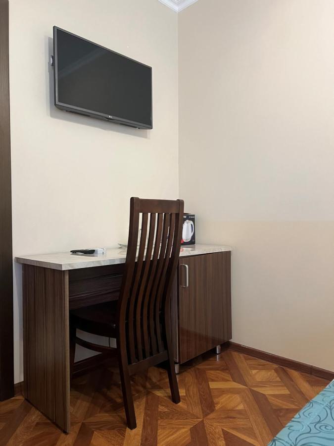 Guest House Ritsa Gagra Bagian luar foto